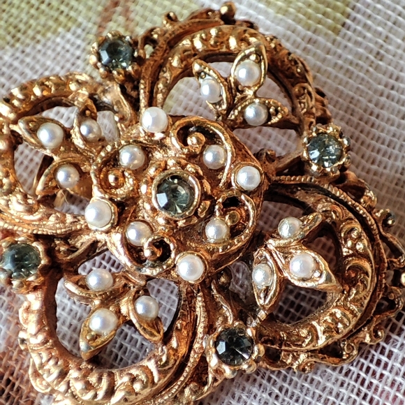 ART Arthur Pepper Signed Gold Tone Vintage Brooch Seed Pearls and Smoke Stones - Picture 2 of 6